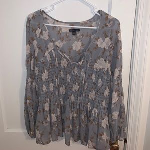American Eagle floral top